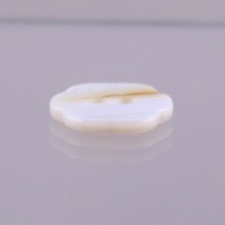 Rivershell Natural Mother of Pearl Button Abelia