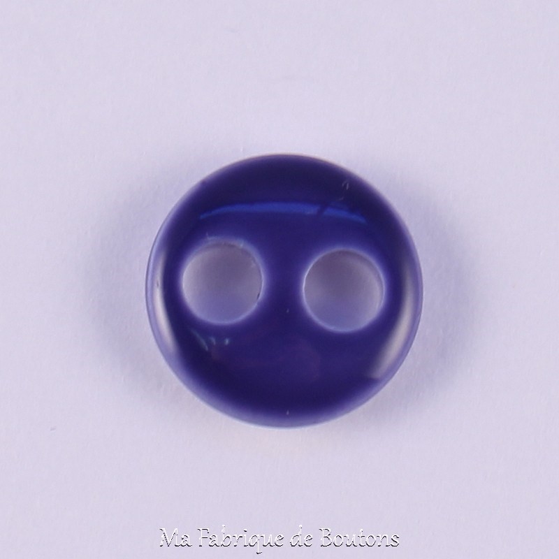 Polyester button Polyester button