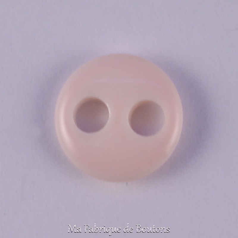 Polyester button