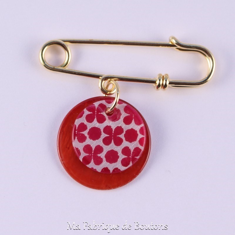Calixta Mother of Pearl Brooch Calixta Mother of Pearl Brooch