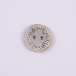 Engraved mother of pearl button Bertranet
