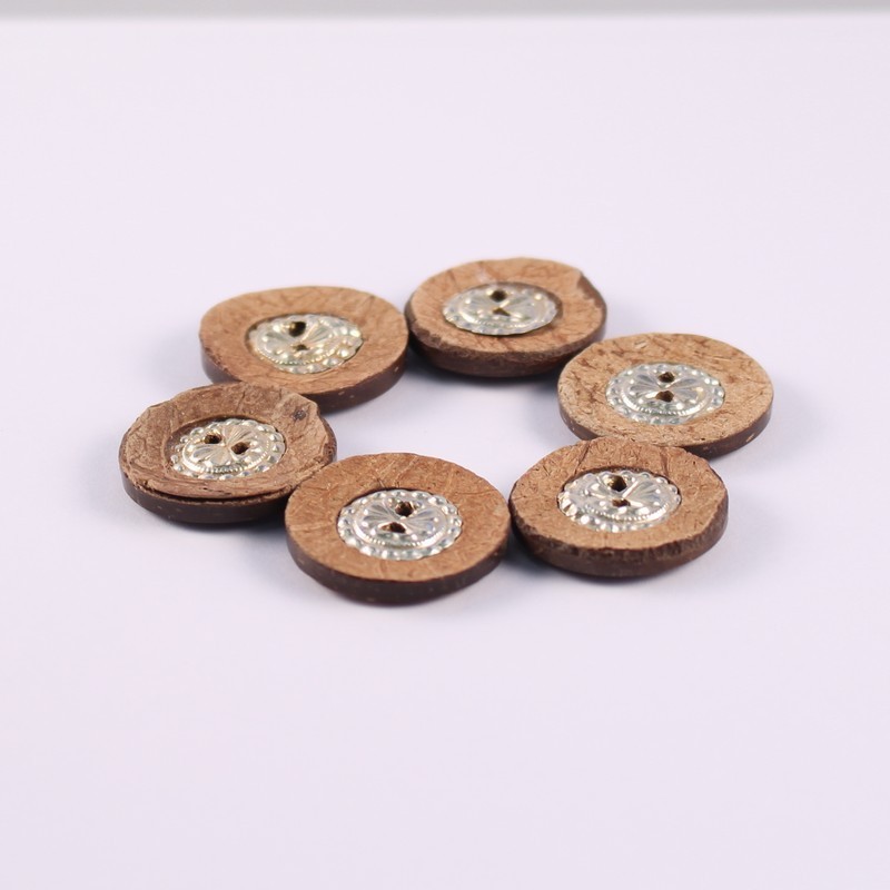 Set of 6 Coco buttons