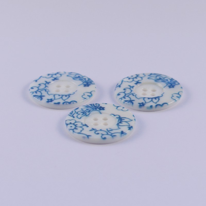 Set of 3 Mother of Pearl Buttons