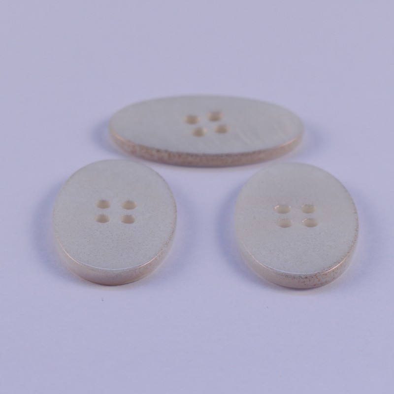 Set of 3 Oval Mother of Pearl Buttons