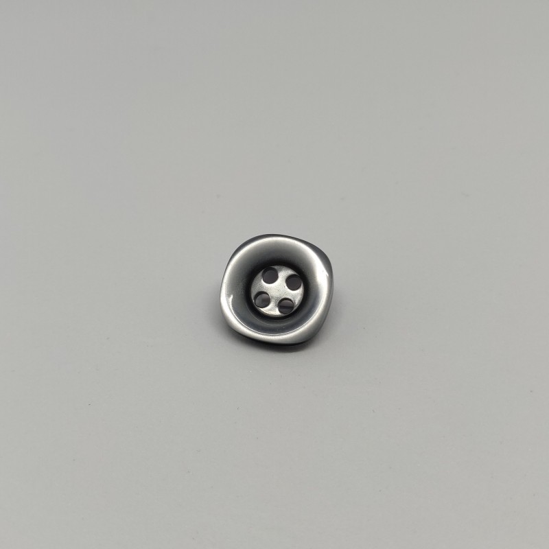 Dieter Square Button Dieter Square Button
