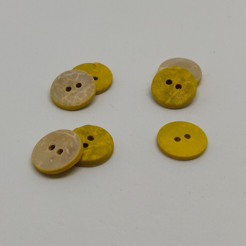 yellow coconut button Dolaine yellow coconut button Dolaine