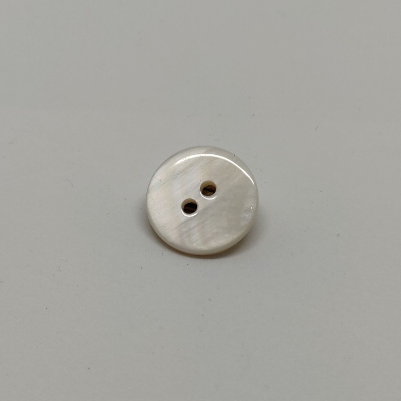 Mother of pearl button Donata Mother of pearl button Donata