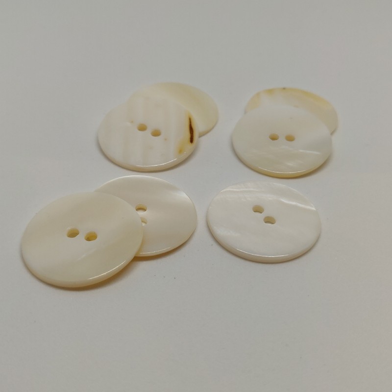 Set of 6 Mother of Pearl Buttons