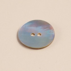 Mother of pearl button Abriel