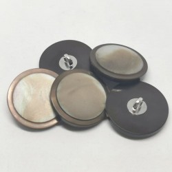 Synthetic Button Gobain