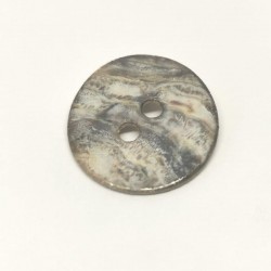 Gregorian engraved mother-of-pearl button