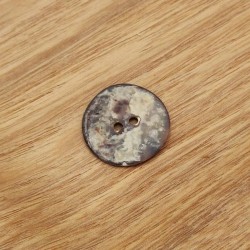Mother of pearl sewing button flowers Gweltaz