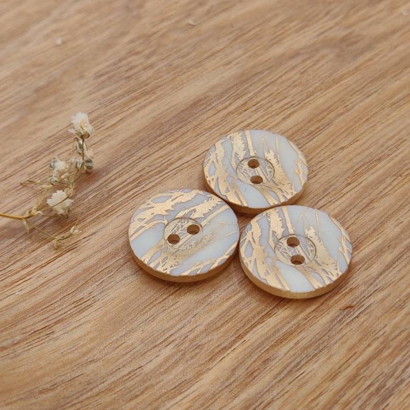 Corozo Button Gwennyn Corozo Button Gwennyn