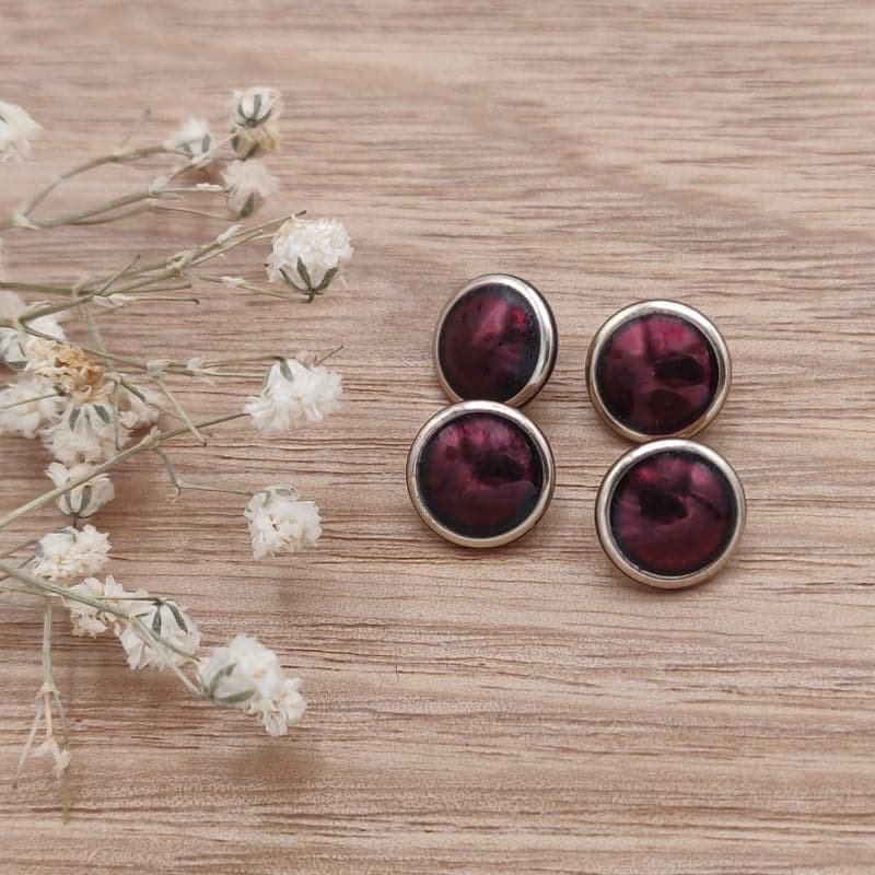 Metal button burgundy Gwilherm