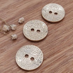 Button metal gilded engraving Gwladys