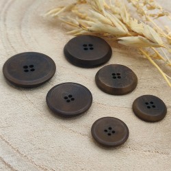 Brown corozo button