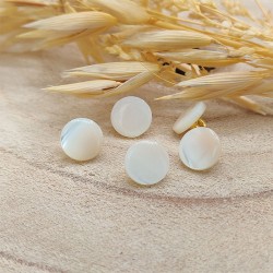 white mother of pearl sewing buttons