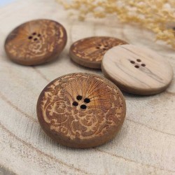 Large wooden button Hiba