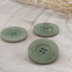 green corozo button