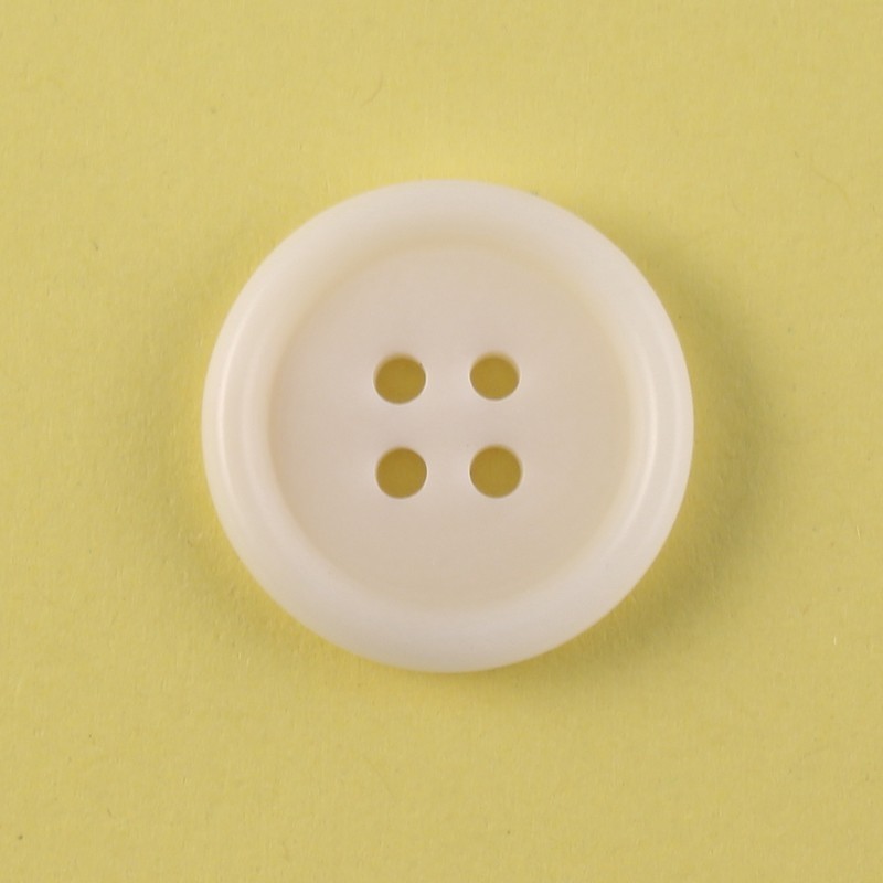 Natural corozo button