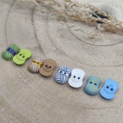 Button Wool ball